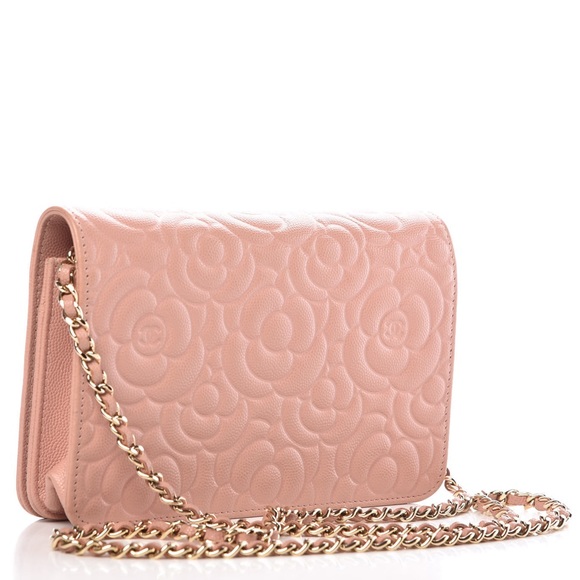 ❗️SOLD❗️{CHANEL} Caviar Camellia Embossed WOC - Picture 2 of 8